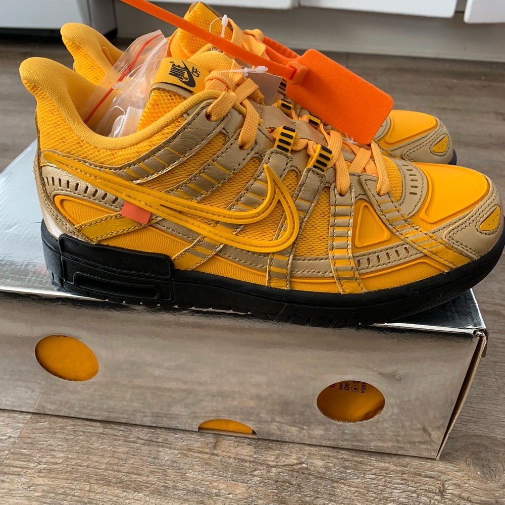 Nike Air Rubber Dunk Off-White Size 6